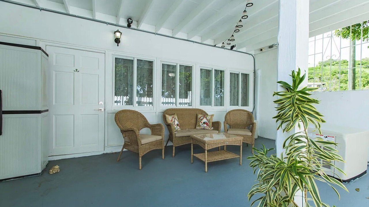 Photo of Patio Balcony in Estate East Street
