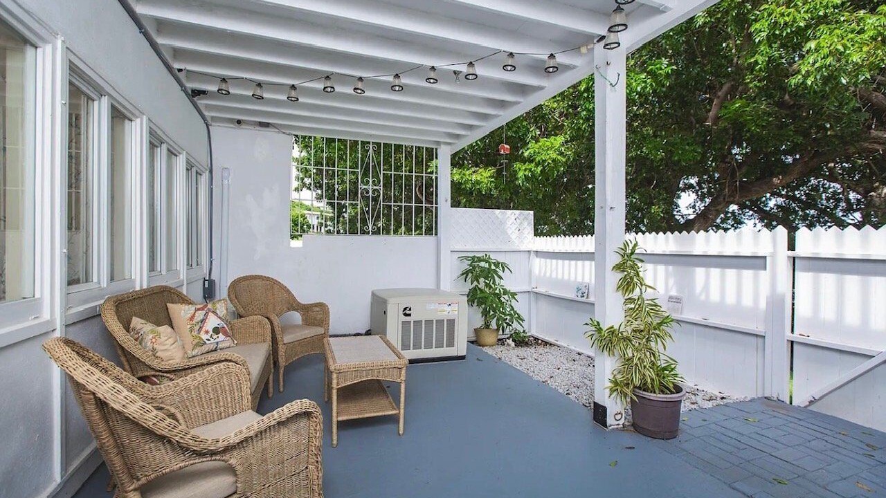 Photo of Patio Balcony in Estate East Street