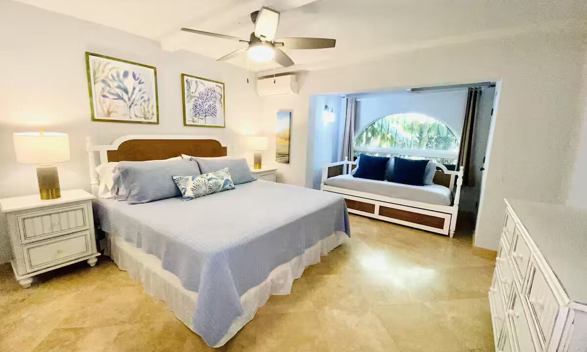Photo of Bedroom in Great Cruz Bay