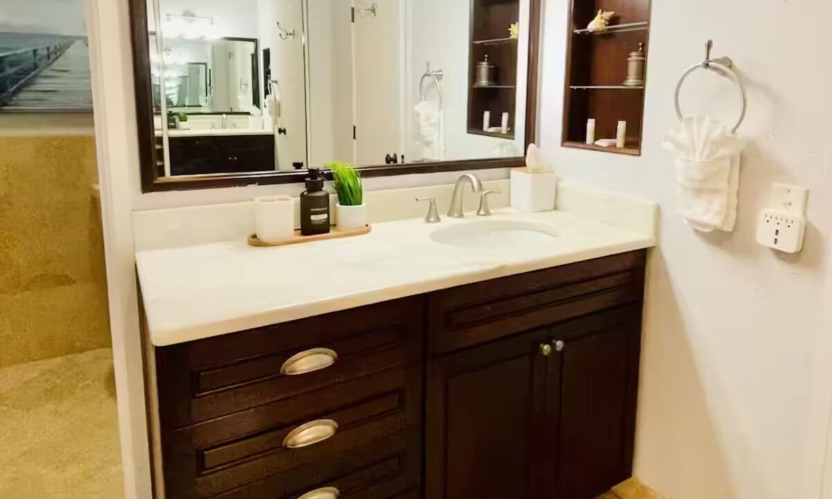 Photo of Bathroom in Great Cruz Bay