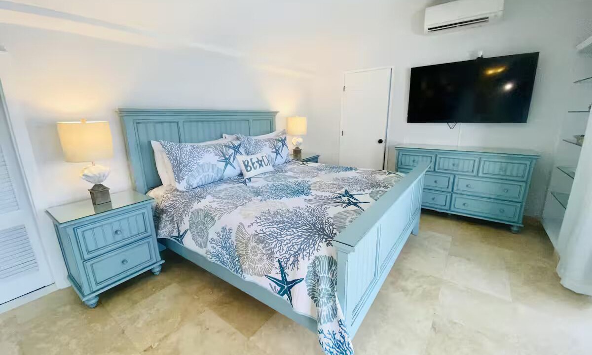 Photo of Bedroom in Great Cruz Bay