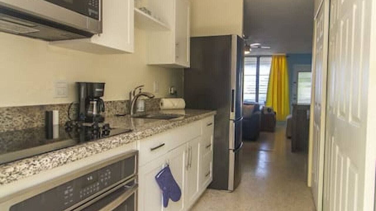 Photo of Kitchen in Estate Little Princess South