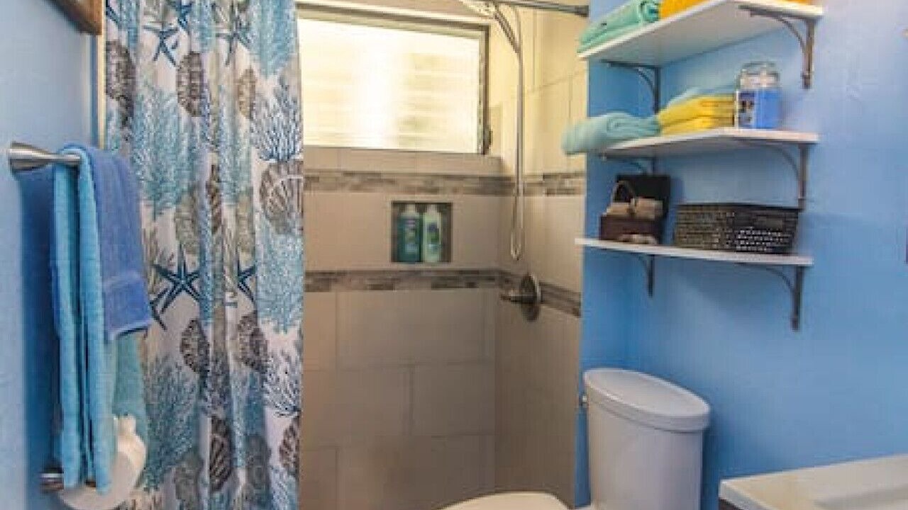 Photo of Bathroom in Estate Little Princess South