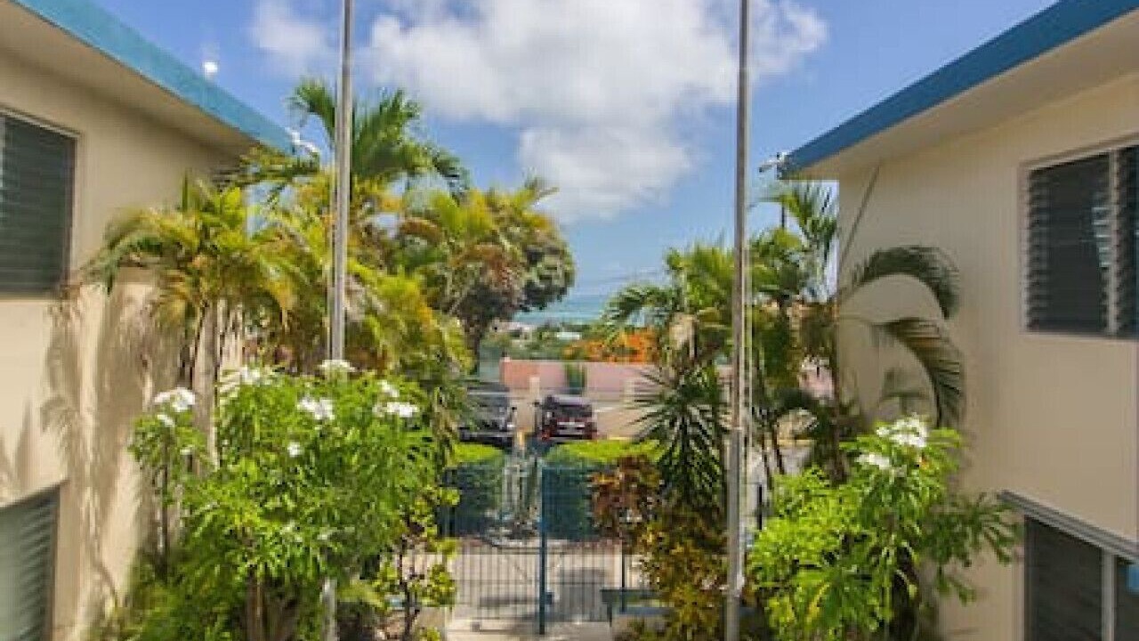 Photo of Outdoor in Estate Little Princess South