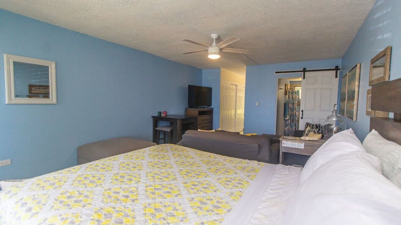Photo of Bedroom in Estate Little Princess South