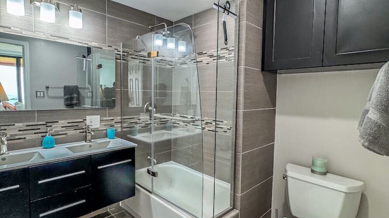 Photo of Bathroom in Cotton Valley