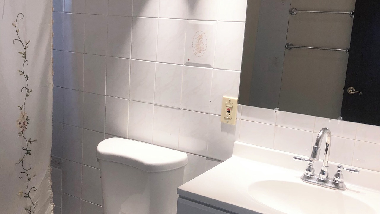Photo of Bathroom in Altona