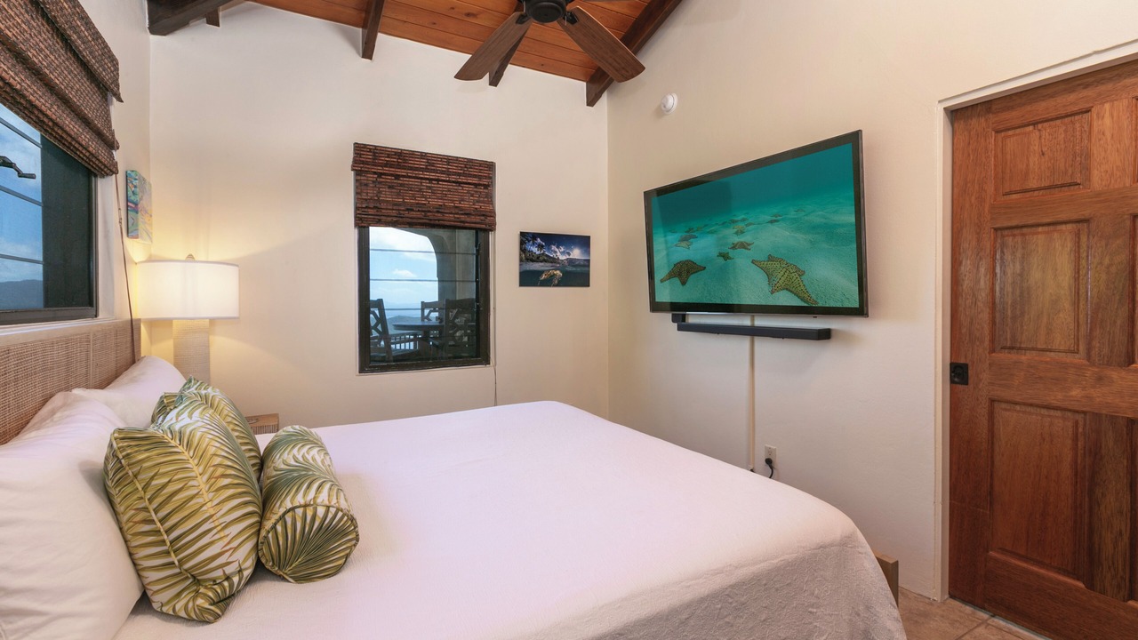 Photo of Bedroom in Estate Little Plantation