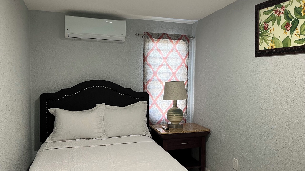 Photo of Bedroom in Estate Contant
