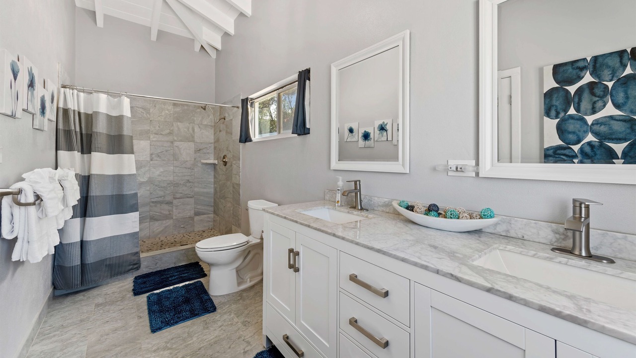 Photo of Bathroom in Green Cay Plantation