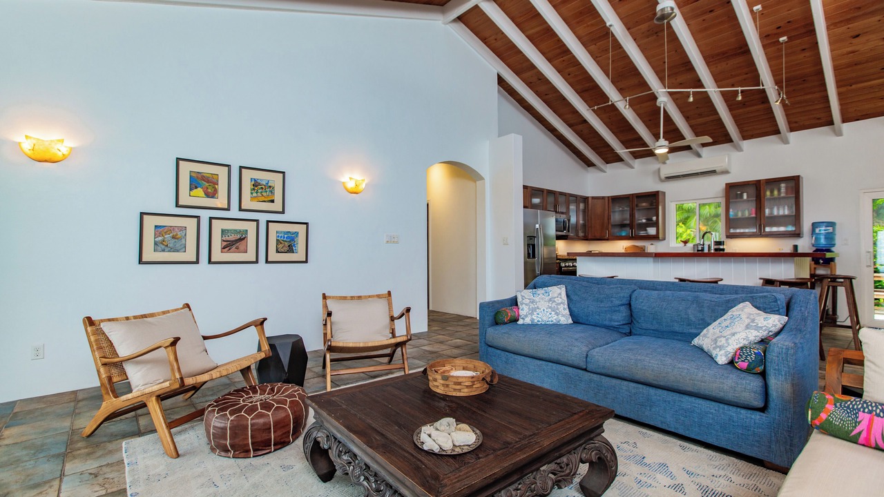 Photo of Livingroom in Orange Grove