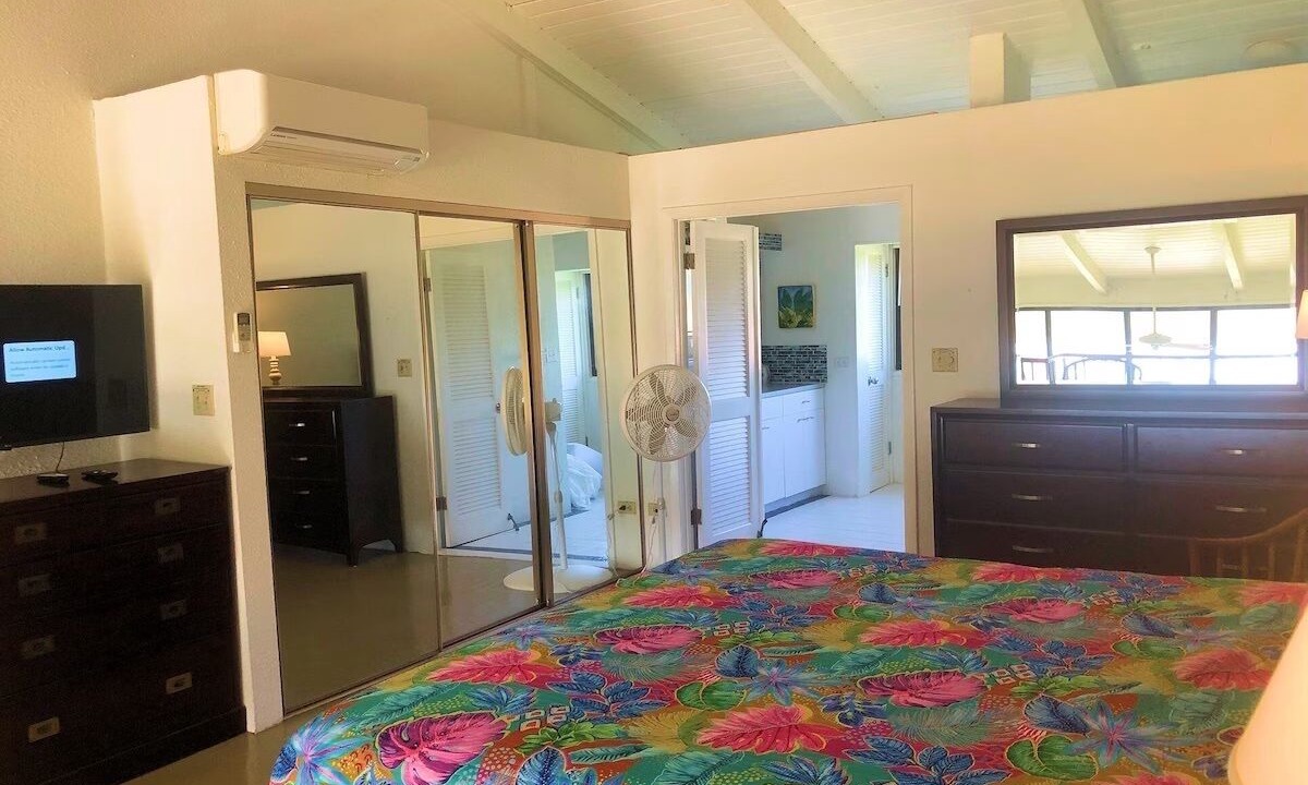 Photo of Bedroom in Orange Grove