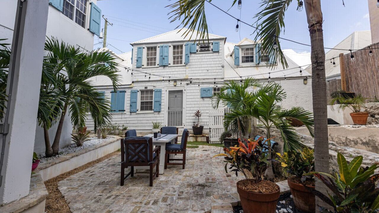 Photo of Outdoor in Estate East Street