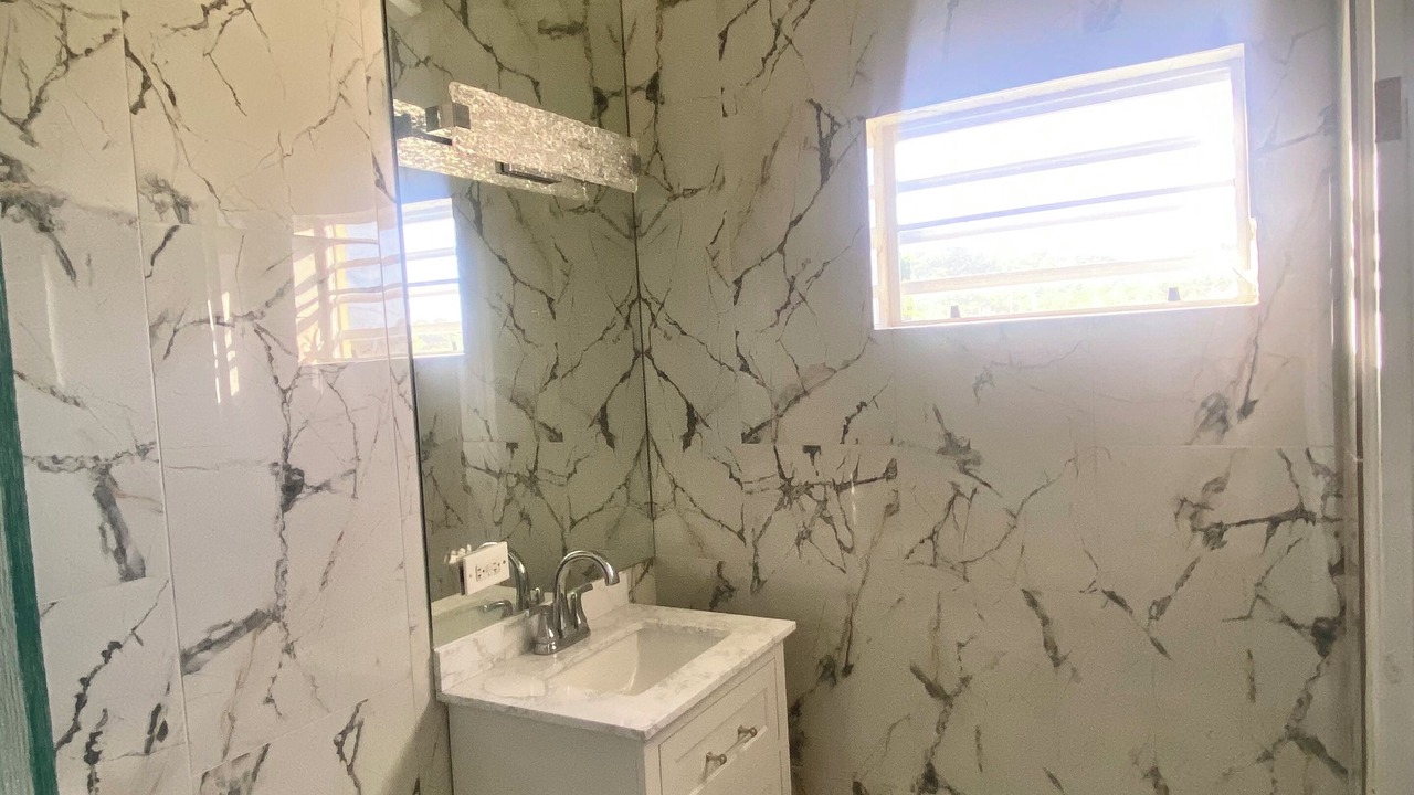 Photo of Bathroom in Estate Sion Hill