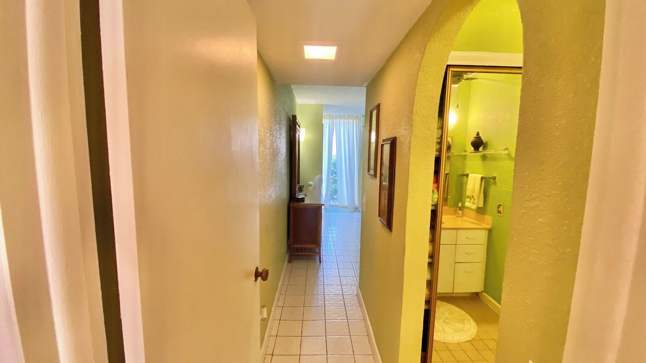 Photo of Bathroom in Estate Salt River
