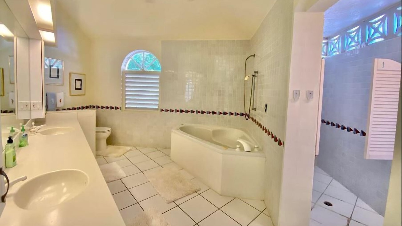 Photo of Bathroom in Testman