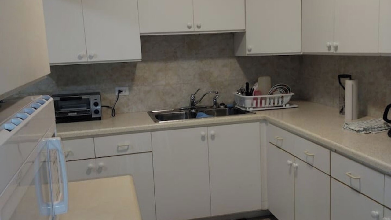 Photo of Kitchen in Estate Golden Rock