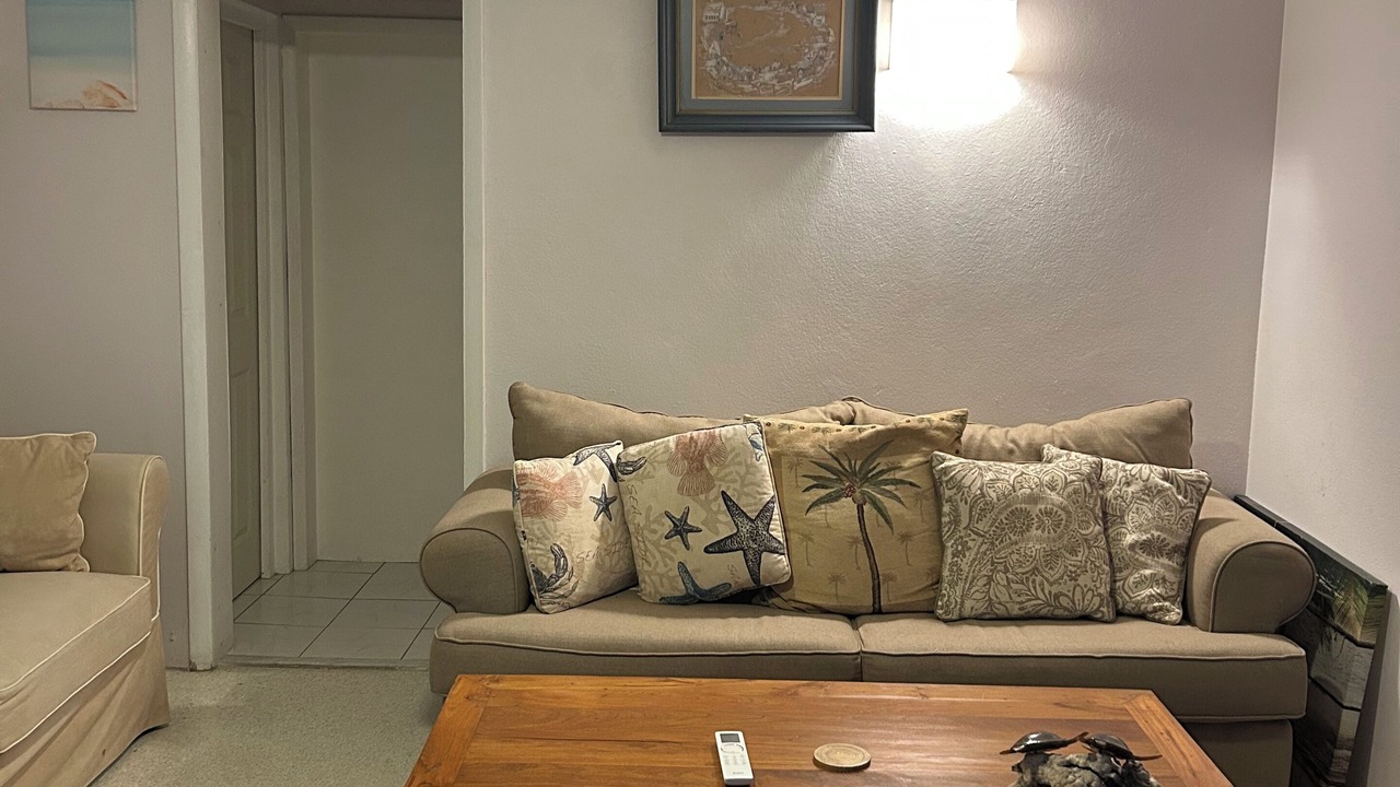 Photo of Livingroom in Estate Golden Rock