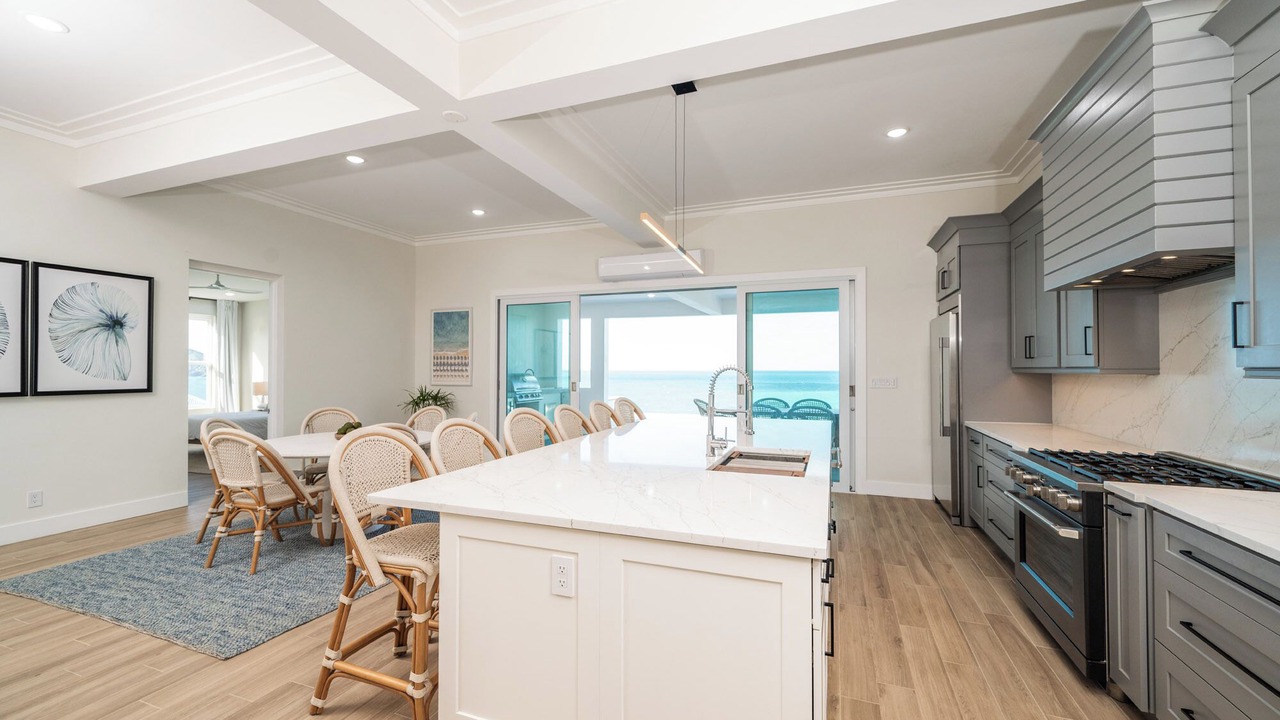 Photo of Kitchen in Tropaco Point