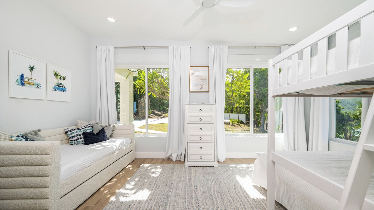 Photo of Bedroom in Tropaco Point