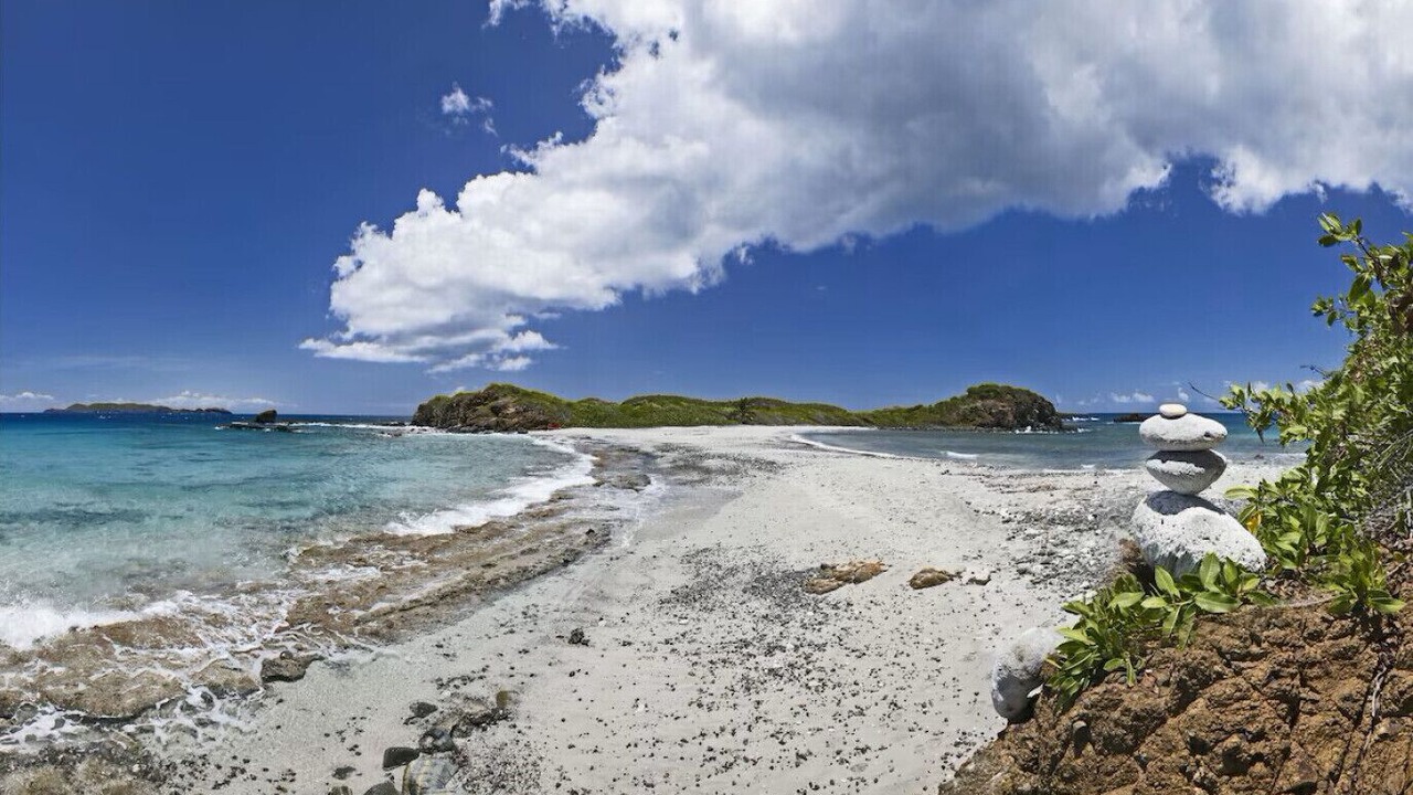 Photo of Others in Estate Little Saint Thomas