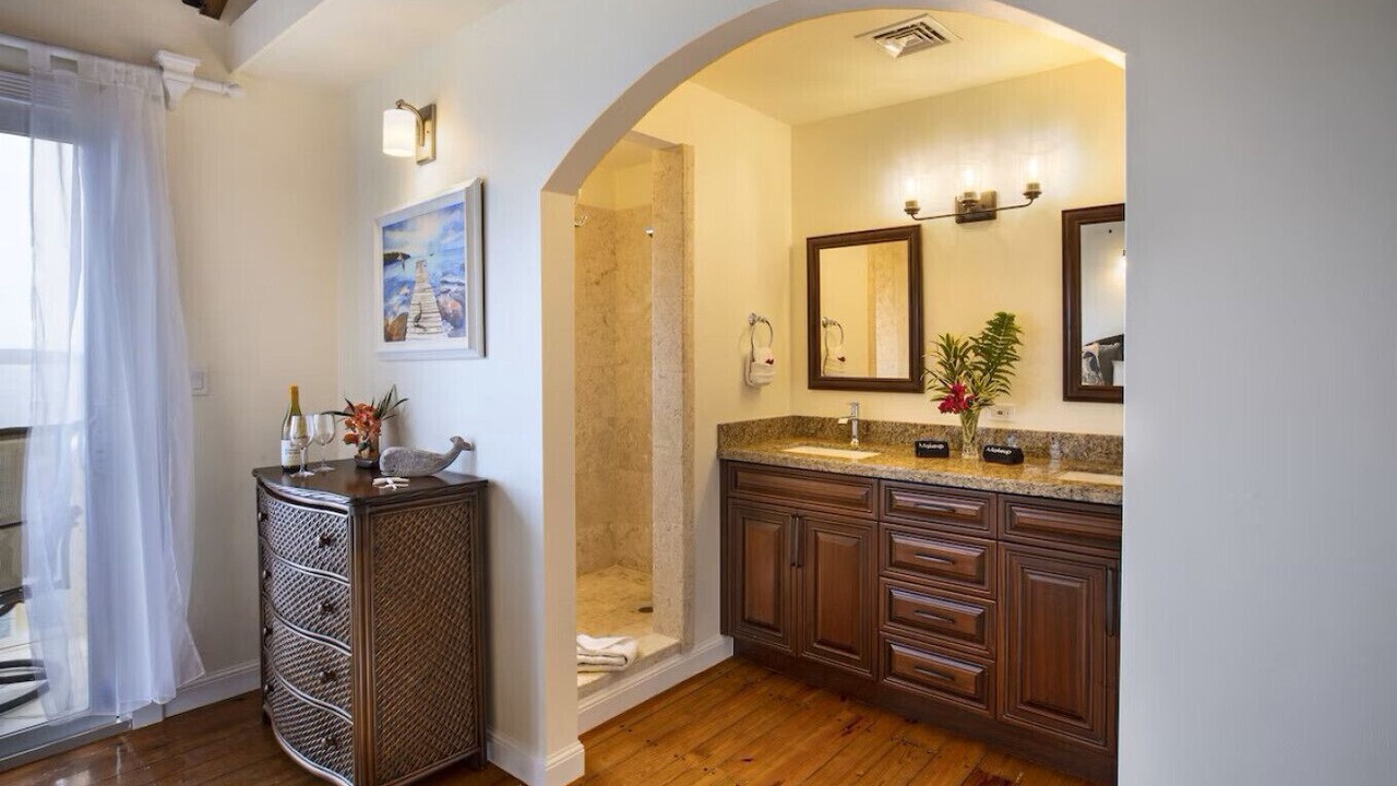 Photo of Bathroom in Estate Little Saint Thomas