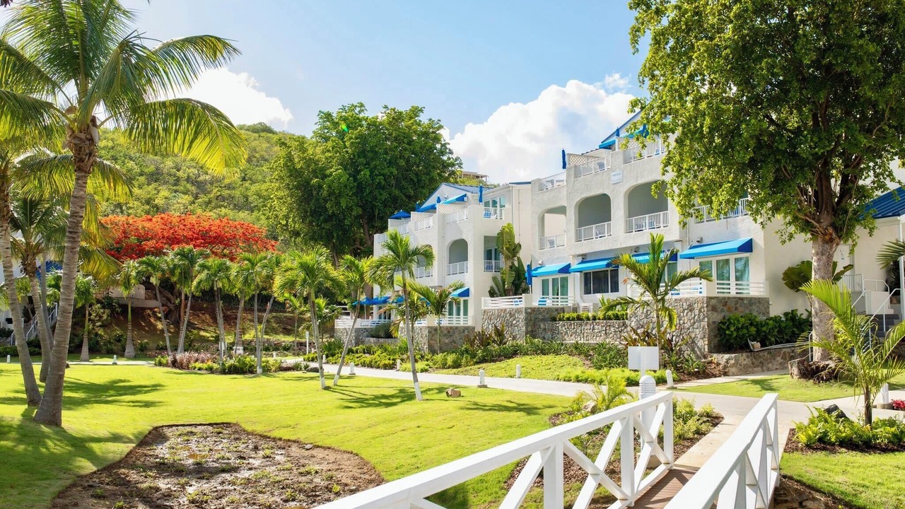 Photo of Outdoor in Estate Frenchman Bay
