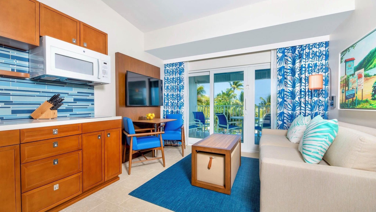 Photo of Livingroom in Estate Frenchman Bay