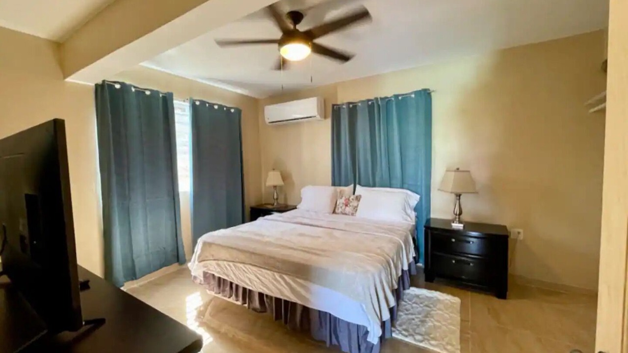 Photo of Bedroom in Estate Contant