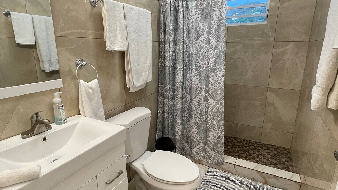Photo of Bathroom in Estate Contant