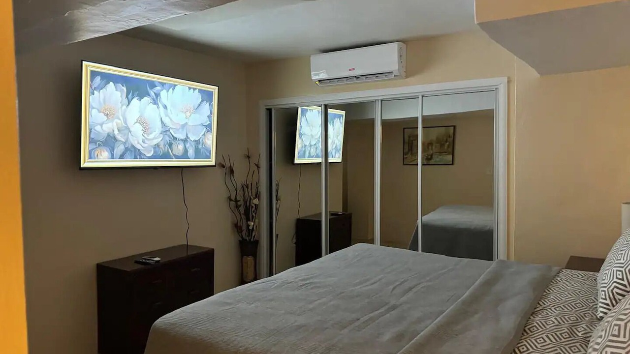 Photo of Bedroom in Altona