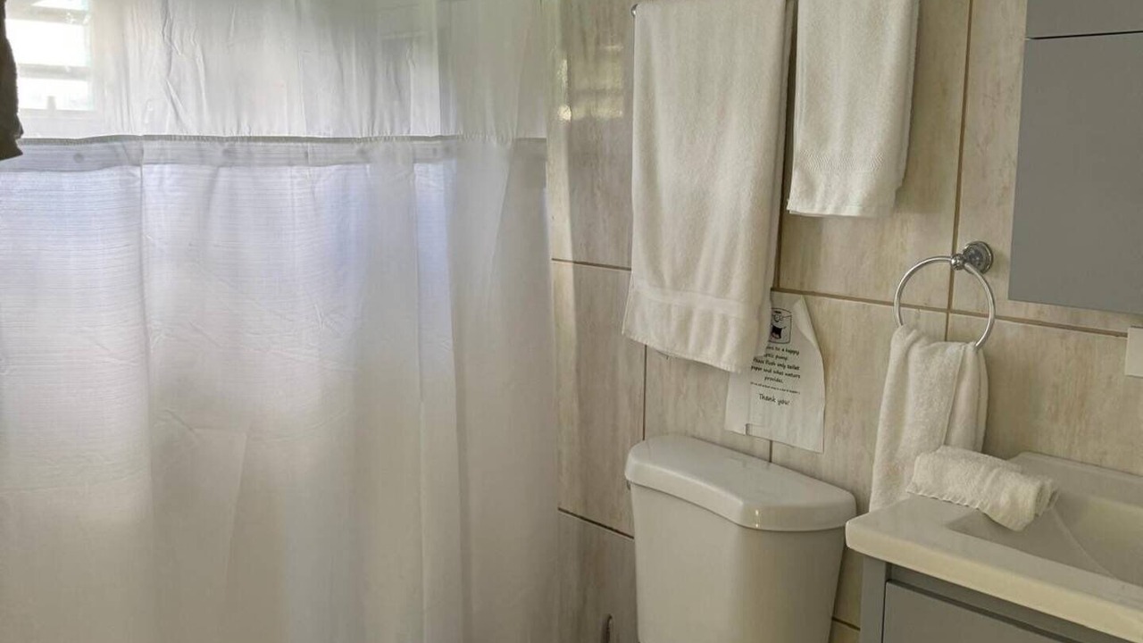 Photo of Bathroom in Estate Lower John Dunko