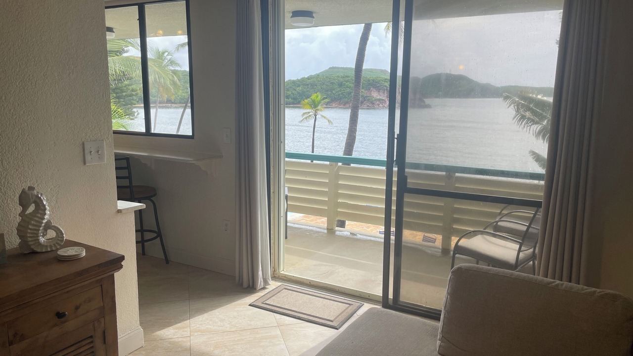 Photo of Livingroom in Bolongo Bay