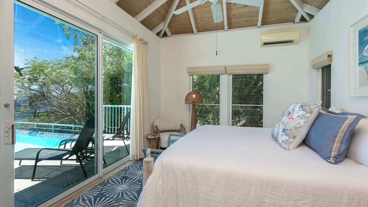 Photo of Bedroom in Point Rendezvous