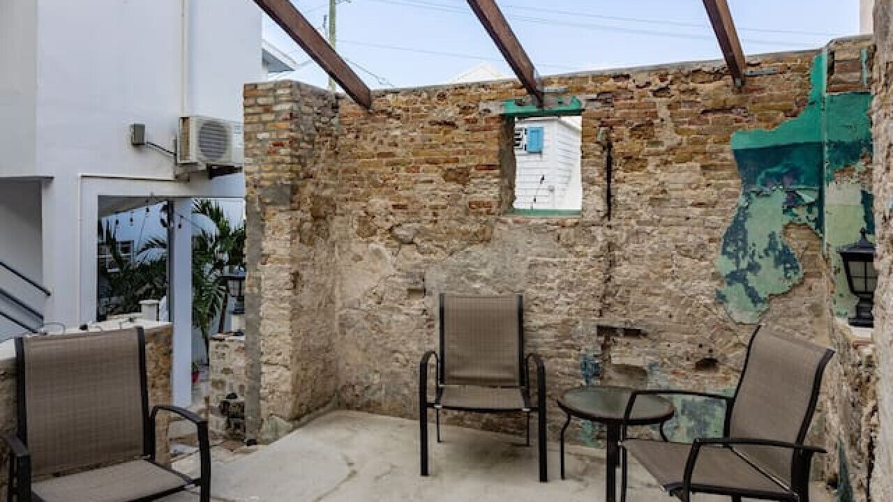 Photo of Outdoor in Estate East Street