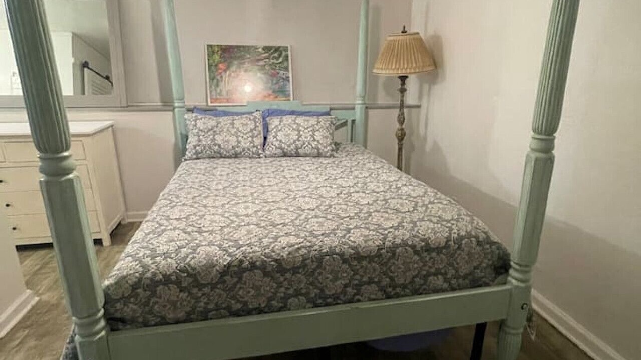 Photo of Bedroom in Estate East Street