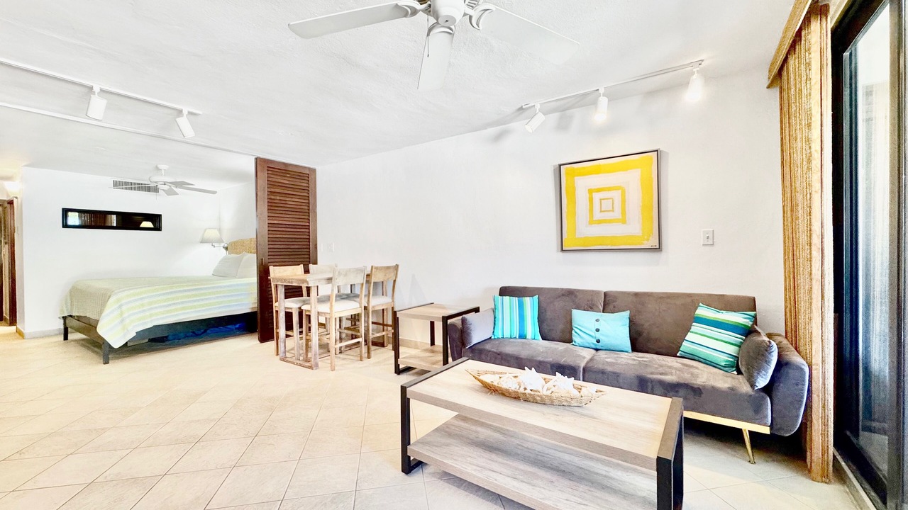 Photo of Livingroom in Cabes Point