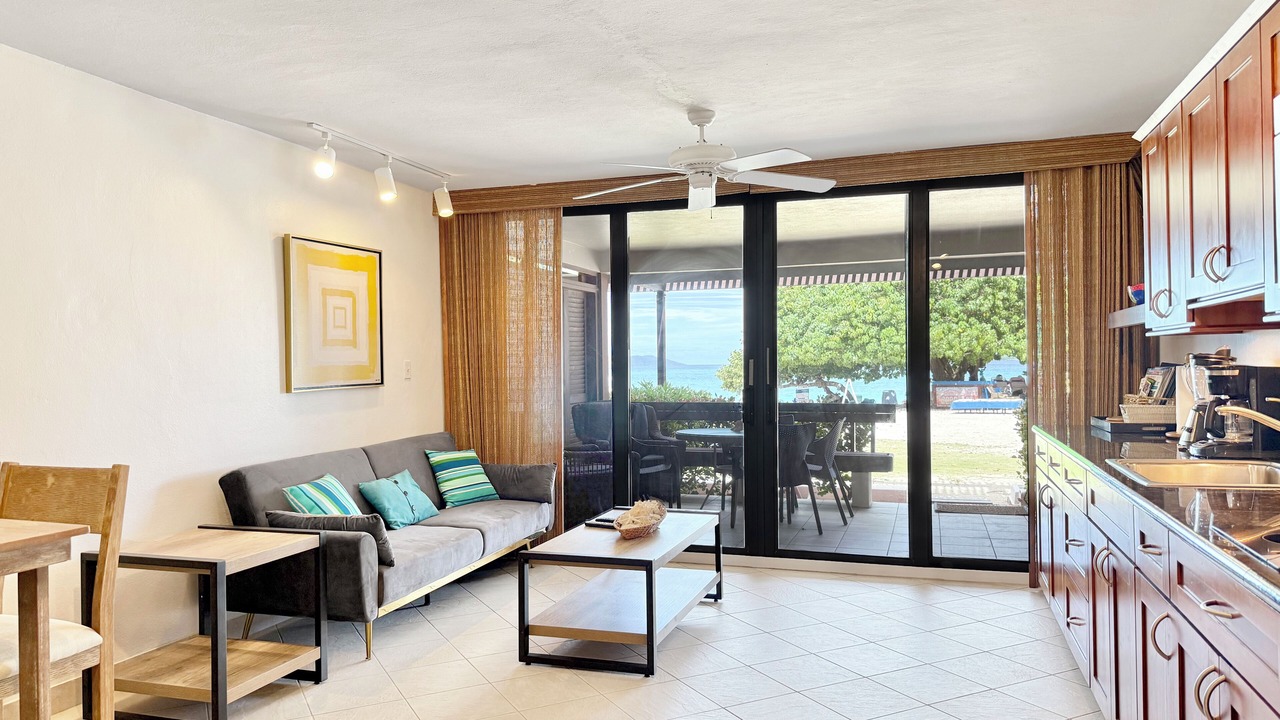 Photo of Livingroom in Cabes Point