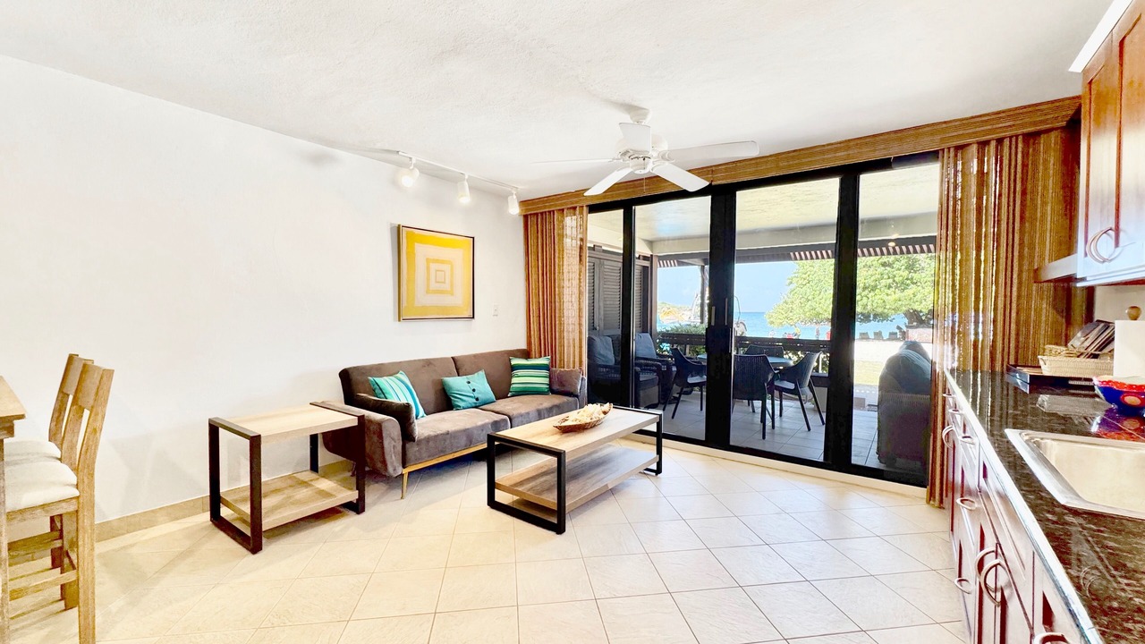 Photo of Livingroom in Cabes Point