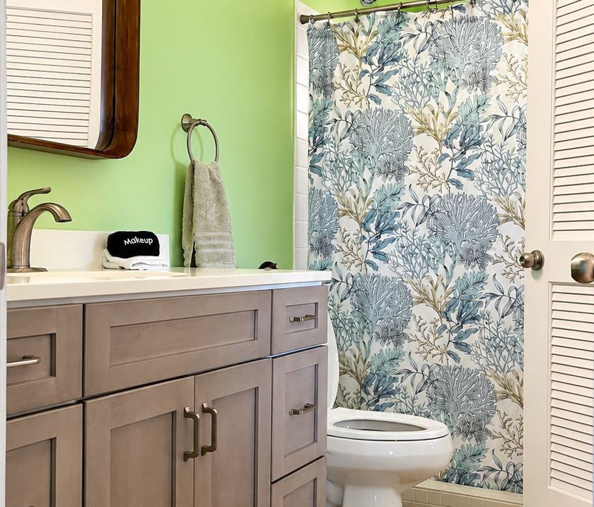 Photo of Bathroom in Estate Union and Mount Washington