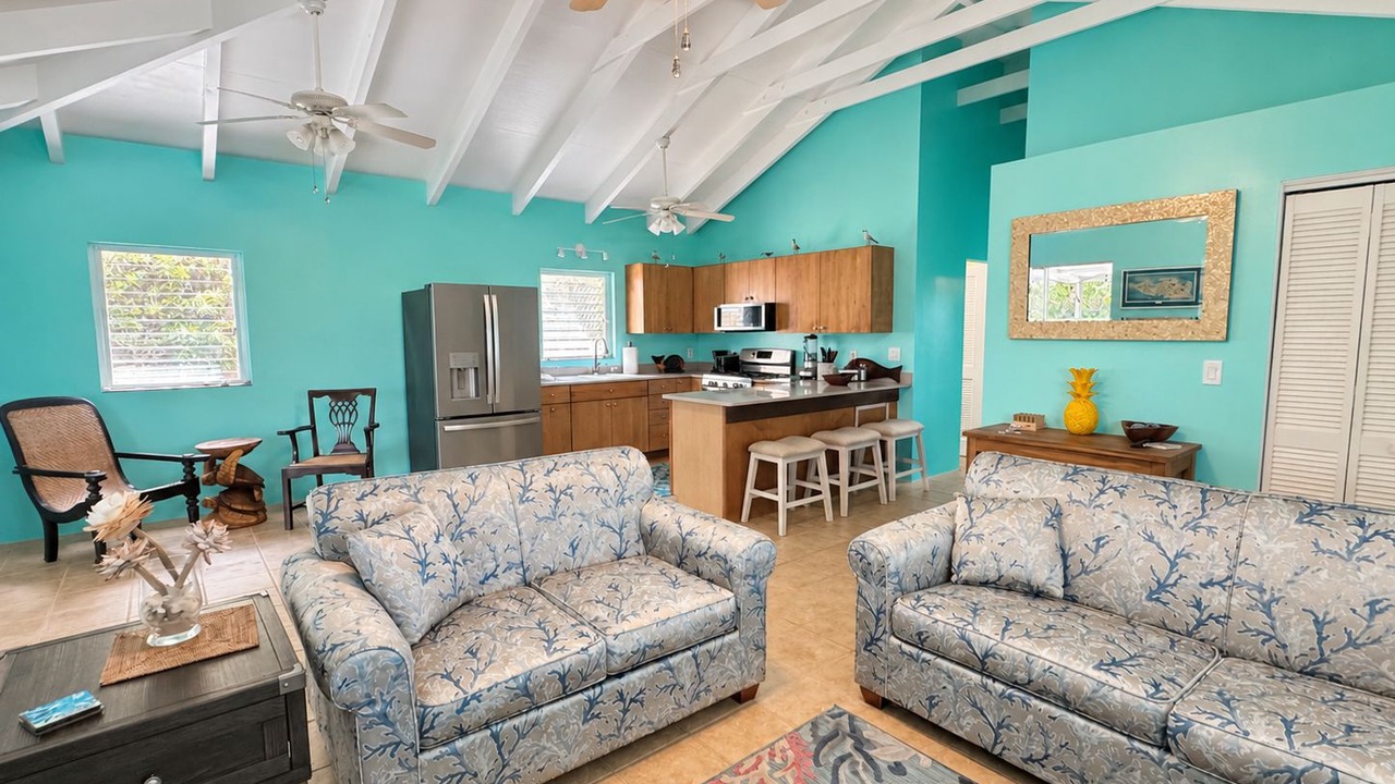 Photo of Livingroom in Estate Union and Mount Washington