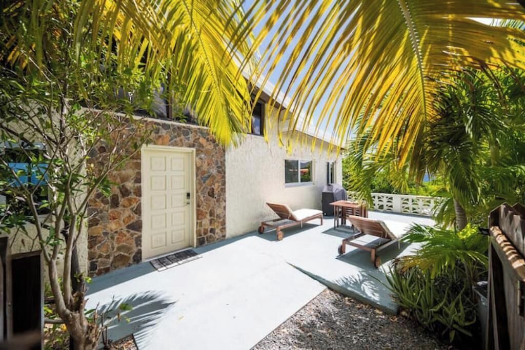 Photo of Patio Balcony in Estate Frenchman Bay