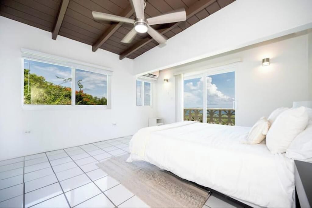 Photo of Bedroom in Estate Frenchman Bay