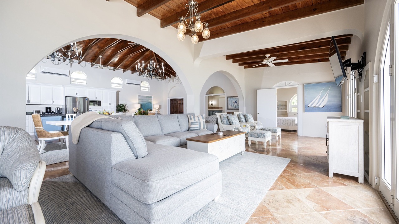 Photo of Livingroom in Tropaco Point