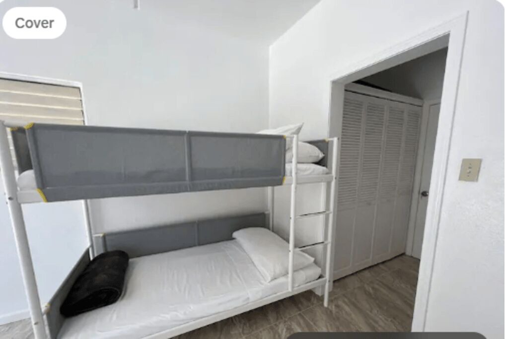 Photo of Bedroom in Estate Eastern Water Island