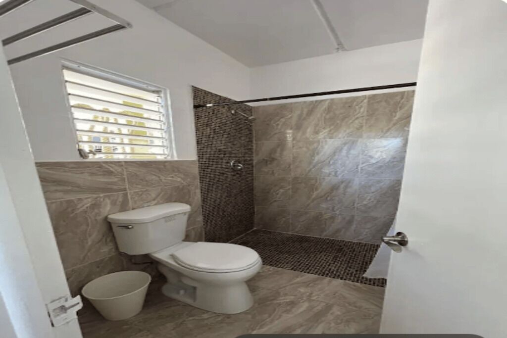 Photo of Bathroom in Estate Eastern Water Island