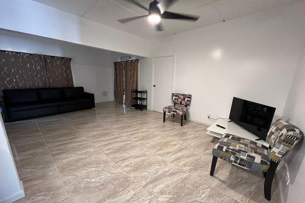 Photo of Livingroom in Estate Eastern Water Island