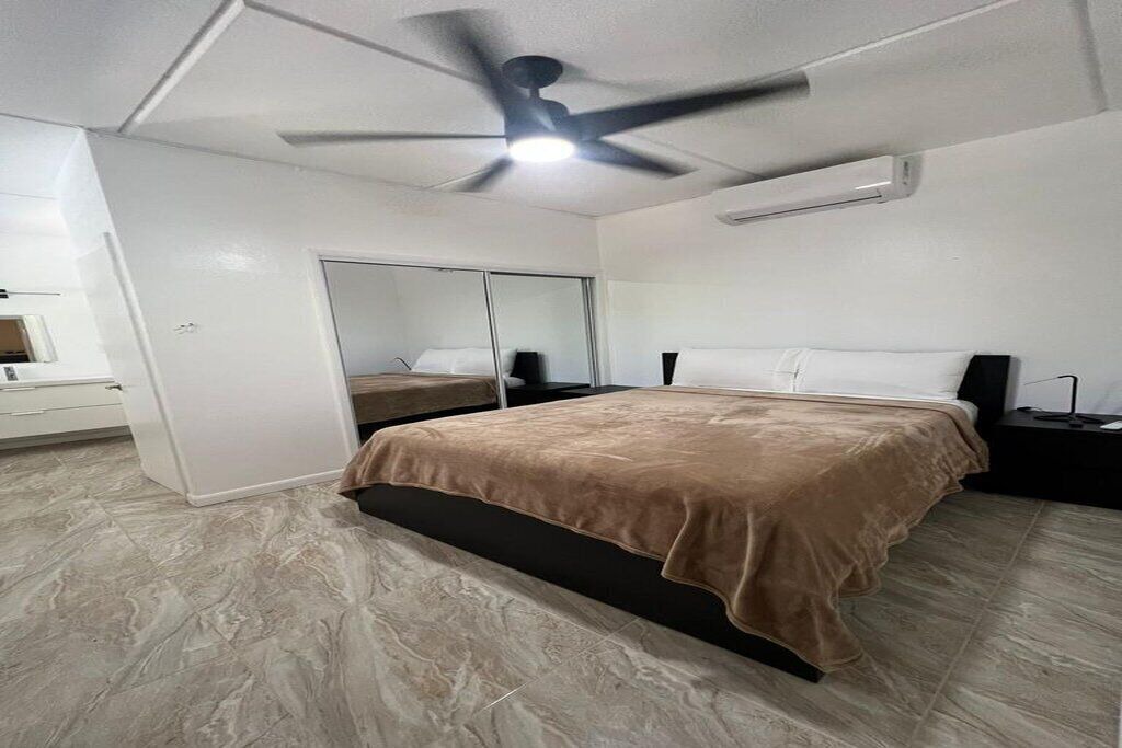 Photo of Bedroom in Estate Eastern Water Island