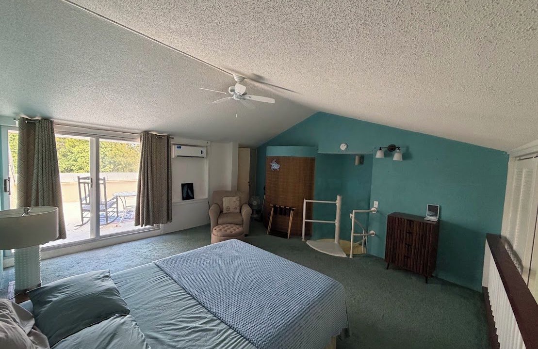 Photo of Bedroom in Estate Golden Rock