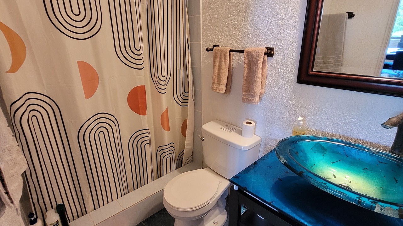Photo of Bathroom in Estate Golden Rock